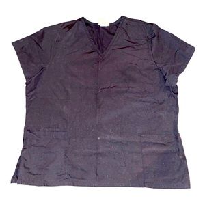 SB Scrubs Top in Black